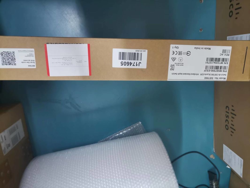 Система 36 QSFP28 InfiniBand EDR 100Gb/S переключателя сети MSB7800-ES2F Mellanox переносит 1U