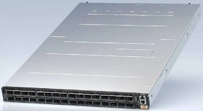 MQM9790-NS2F Mellanox Network Switch P2C Airflow 64 Порт NDR 32 Порт OSFP Неуправляемый