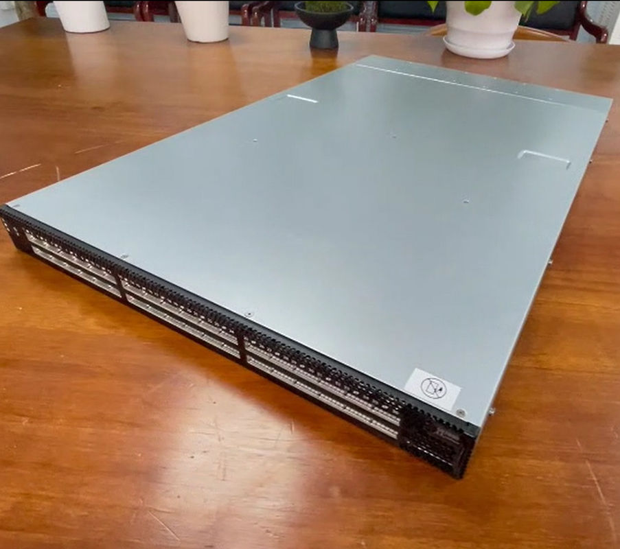 SB7890 36 Порт Mellanox Infiniband Switch Не блокирующий внешне управляемый EDR 100Gb/S
